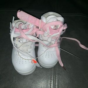 Infant girl shoes